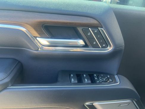 Used 2024 Chevrolet Silverado 2500 High Country image 8