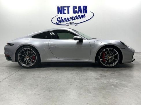 Used 2020 Porsche 911 Carrera S RWD image 2