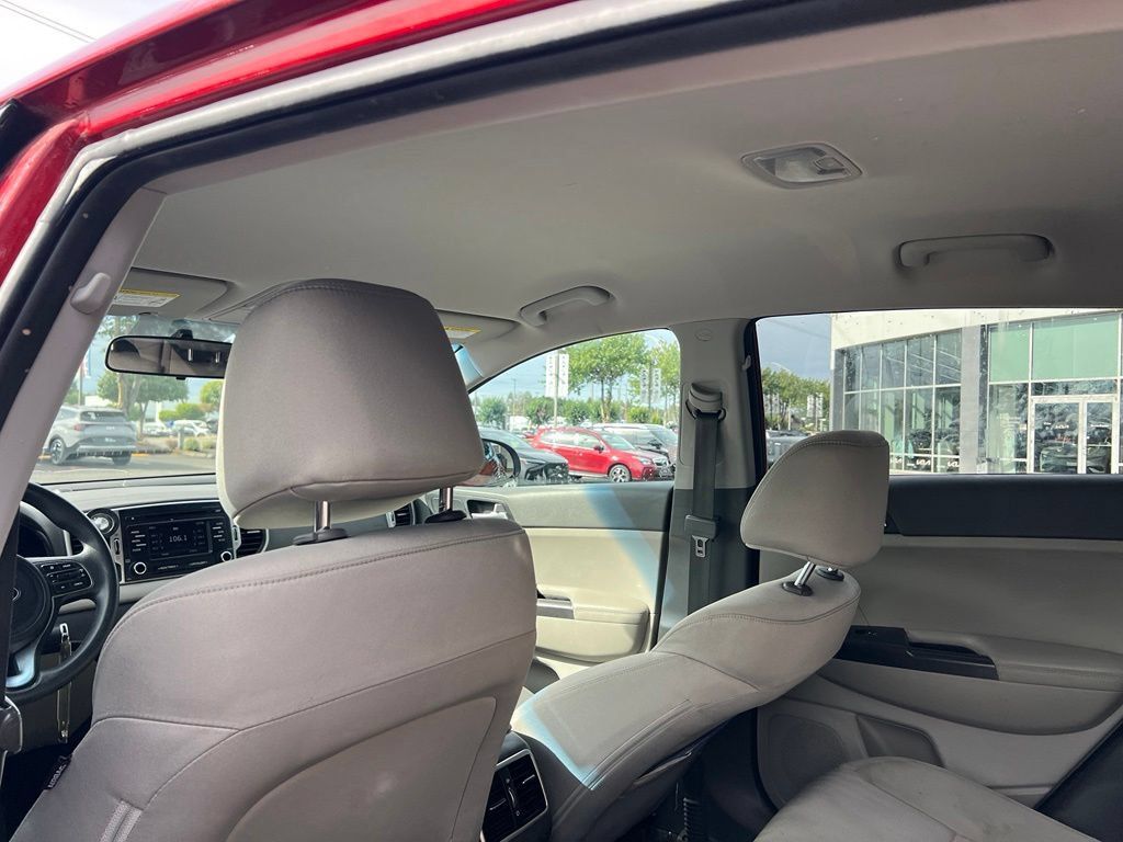Used 2017 Kia Sportage LX FWD image 9