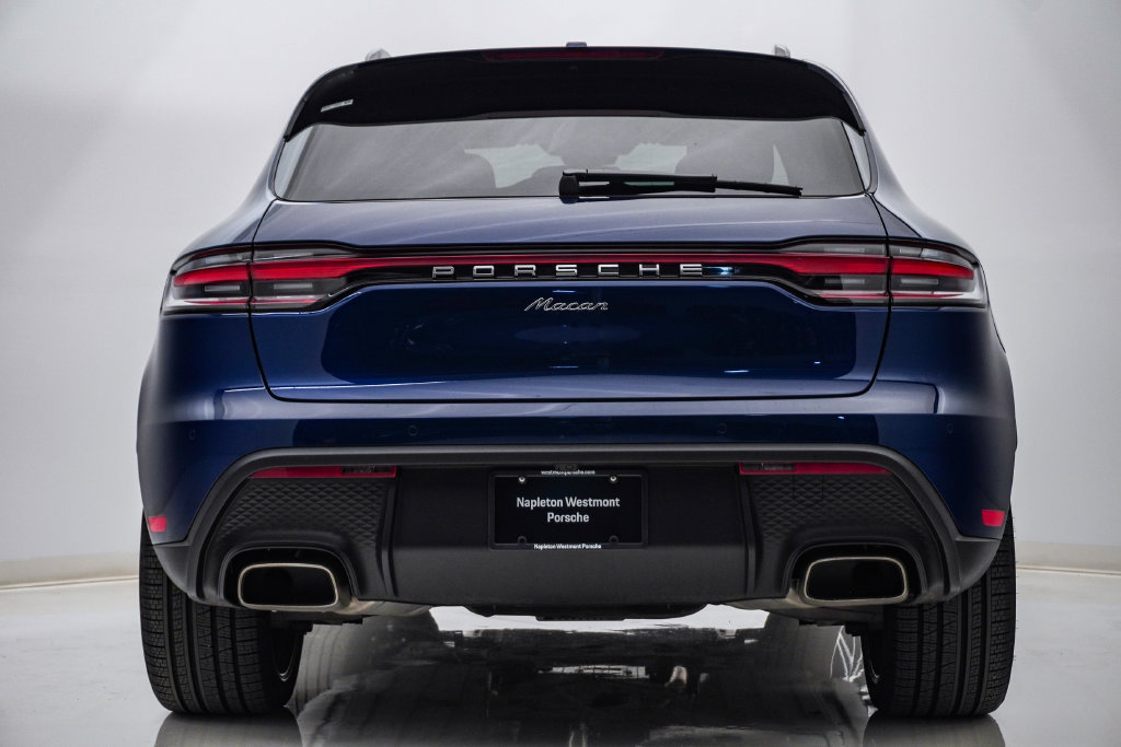 Certified 2026 Porsche Macan AWD/4WD image 10