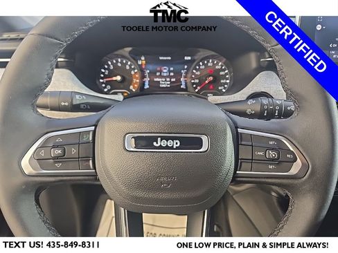 Used 2024 Jeep Compass Latitude image 13