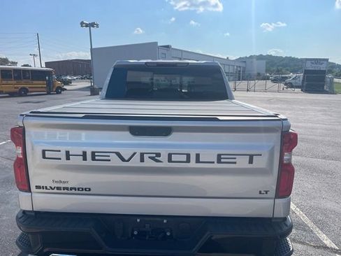 Used 2020 Chevrolet Silverado 1500 LT Trail Boss AWD/4WD image 13
