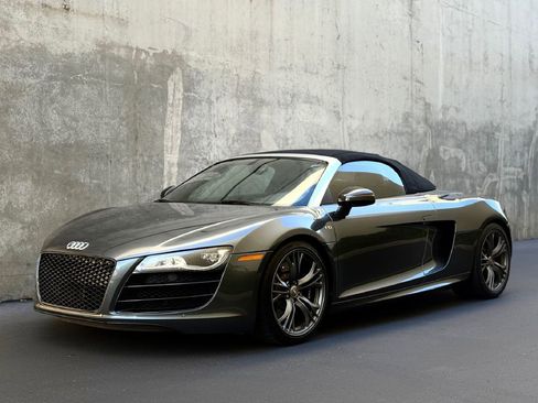 Used 2012 Audi R8 V10 image 4