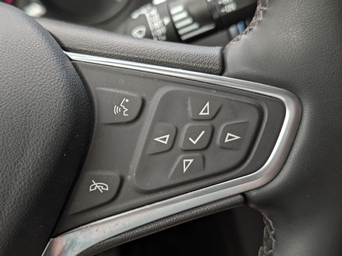 Used 2023 Chevrolet Equinox LT AWD/4WD image 26