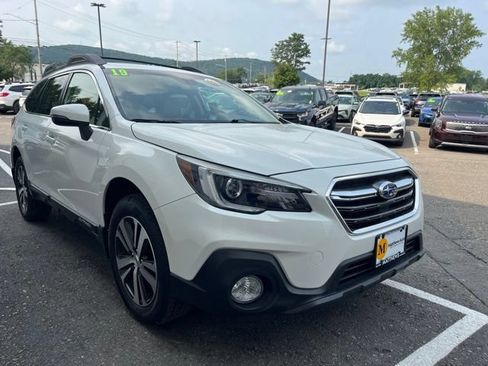 Used 2019 Subaru Outback 2.5i Limited AWD/4WD image 6