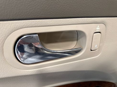 Used 2005 Buick LaCrosse CX FWD image 24
