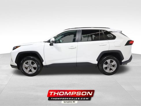 Used 2025 Toyota RAV4 XLE image 1