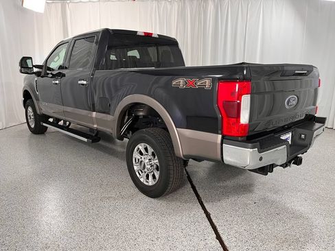 Used 2019 Ford F350 Lariat w/ Lariat Ultimate Package AWD/4WD image 9