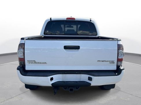 Used 2015 Toyota Tacoma PreRunner w/ TRD Sport Package RWD image 7