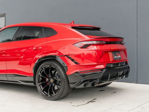 Used 2023 Lamborghini Urus S image 24