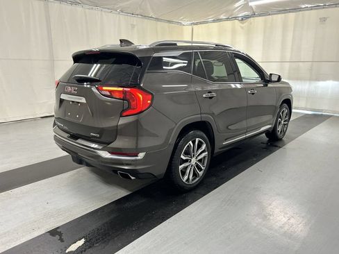 Used 2019 GMC Terrain Denali w/ Advanced Safety Package AWD/4WD image 2