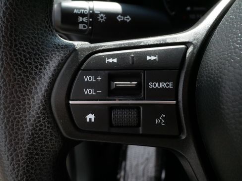 Certified 2023 Honda HR-V LX image 26