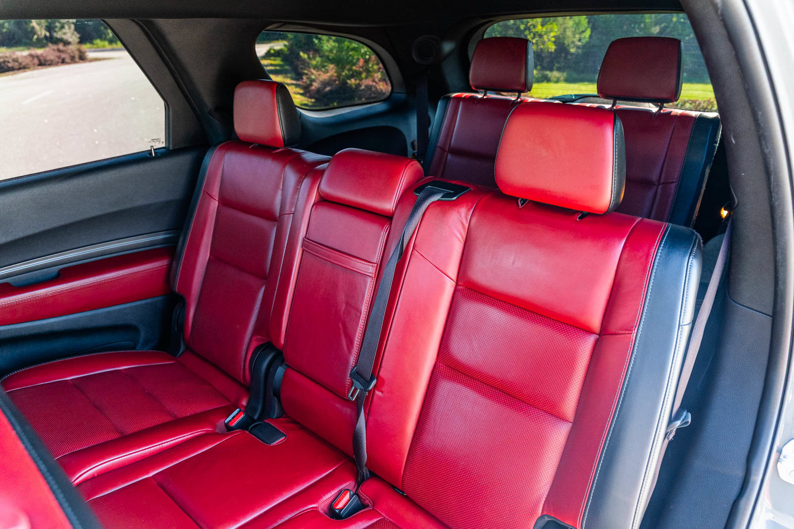 Used 2022 Dodge Durango R/T w/ Blacktop Package AWD/4WD image 25