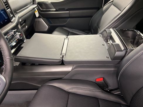 New 2025 Ford F150 Lariat w/ Equipment Group 502A High image 28