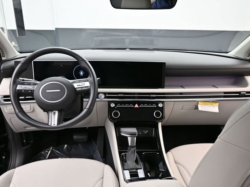 Used 2025 Hyundai Tucson SEL image 10