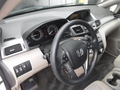 Used 2013 Honda Odyssey EX image 25