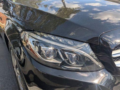 Used 2017 Mercedes-Benz C 300 4MATIC Sedan image 21