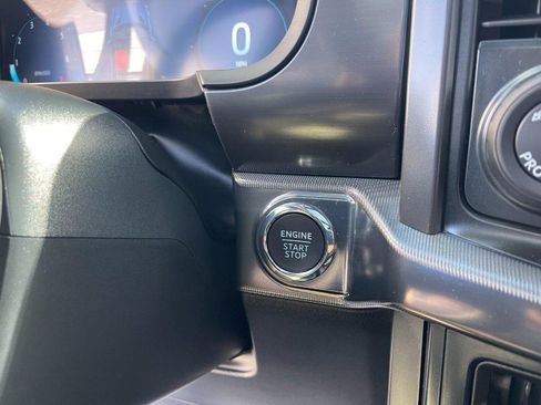 Used 2024 Ford F150 Lariat AWD/4WD image 33