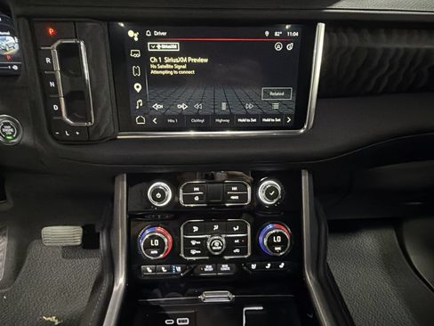 Used 2024 GMC Yukon Denali w/ Max Trailering Package AWD/4WD image 14