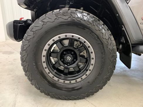 Used 2022 Jeep Gladiator Rubicon w/ LED Lighting Group AWD/4WD image 20
