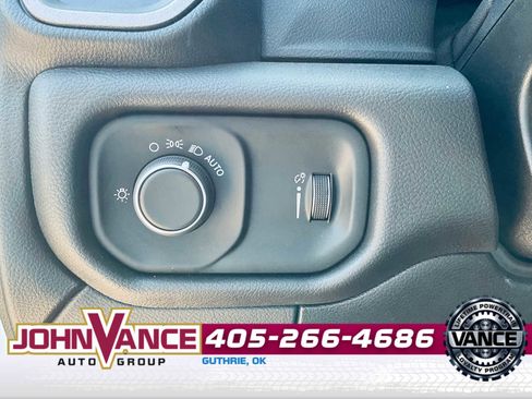 Used 2024 RAM 3500 Tradesman image 18