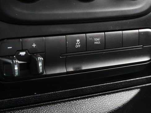 Used 2018 RAM 1500 Tradesman w/ Protection Group image 26