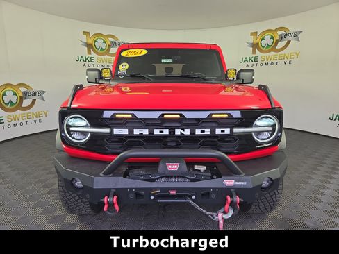 Used 2021 Ford Bronco Badlands image 2