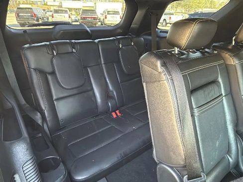 Used 2020 Ford Explorer ST w/ ST High-Performance Pack image 28