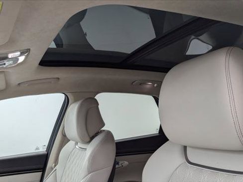 Used 2022 Genesis GV70 3.5T Sport w/ Sport Advanced Package image 32