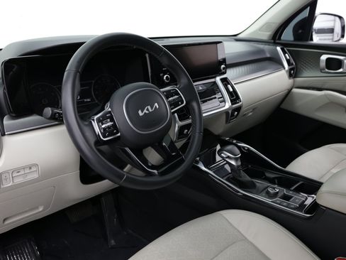 Used 2022 Kia Sorento SX AWD/4WD image 15