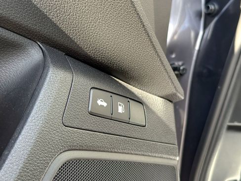 Used 2018 Honda Clarity Plug-In Hybrid image 18