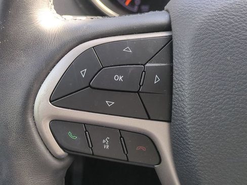 Used 2019 Jeep Grand Cherokee High Altitude AWD/4WD image 29