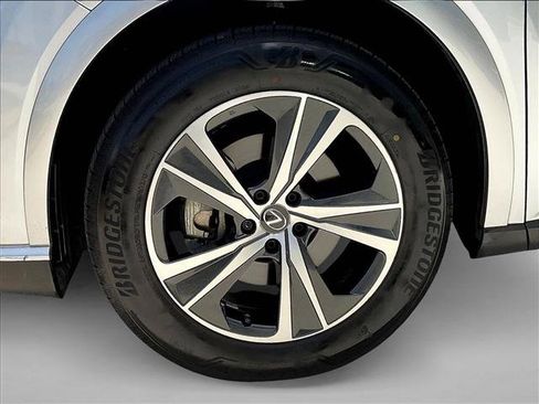 Used 2024 Lexus RX 350 Premium w/ Accessory Package (Z1) FWD image 10