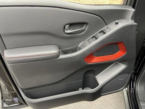 New 2026 Nissan Frontier PRO-4X image 9