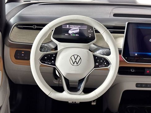 Certified 2025 Volkswagen ID. Buzz Pro S Plus RWD image 13
