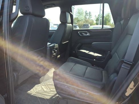 Used 2023 Chevrolet Tahoe High Country AWD/4WD image 11