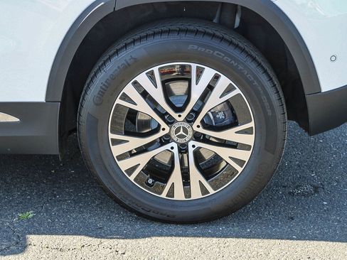 Certified 2025 Mercedes-Benz GLA 250 image 10