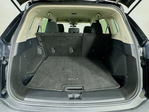Used 2023 Nissan Rogue S FWD image 30