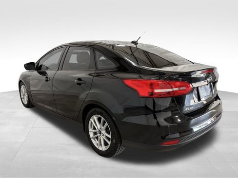 Used 2018 Ford Focus SE image 8