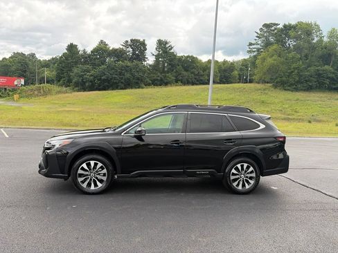 Used 2024 Subaru Outback Limited AWD/4WD image 5
