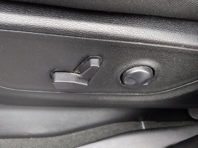 Used 2023 RAM 1500 Big Horn AWD/4WD image 15