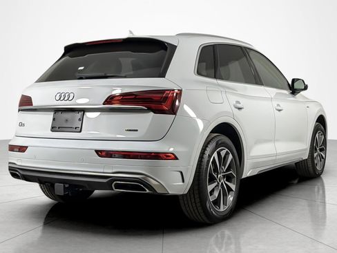 Used 2023 Audi Q5 2.0T Premium Plus w/ Premium Plus Package image 5