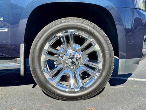 Used 2018 GMC Yukon SLT w/ Premium Edition image 32