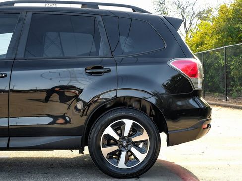 Used 2018 Subaru Forester 2.5i Premium image 13