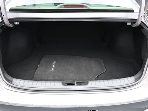 Used 2023 Hyundai Elantra SEL w/ Convenience Package image 37