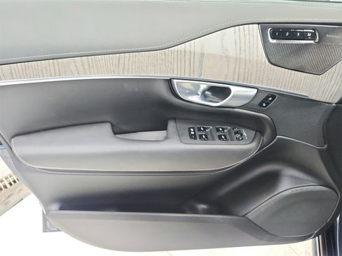 Used 2024 Volvo XC90 B6 Ultimate w/ Protection Package Premier image 37