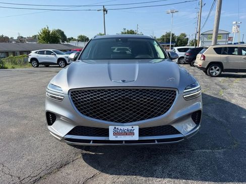 Used 2025 Genesis GV70 2.5T AWD/4WD image 7