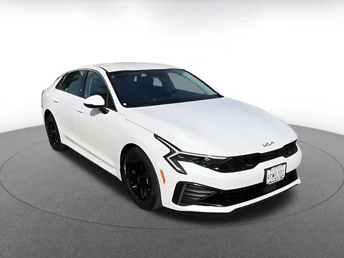 Used 2025 Kia K5 LXS image 3