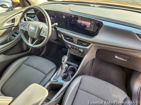 Used 2024 Buick Encore GX Preferred w/ Comfort Package FWD image 20