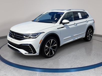 Certified 2023 Volkswagen Tiguan SEL R-Line